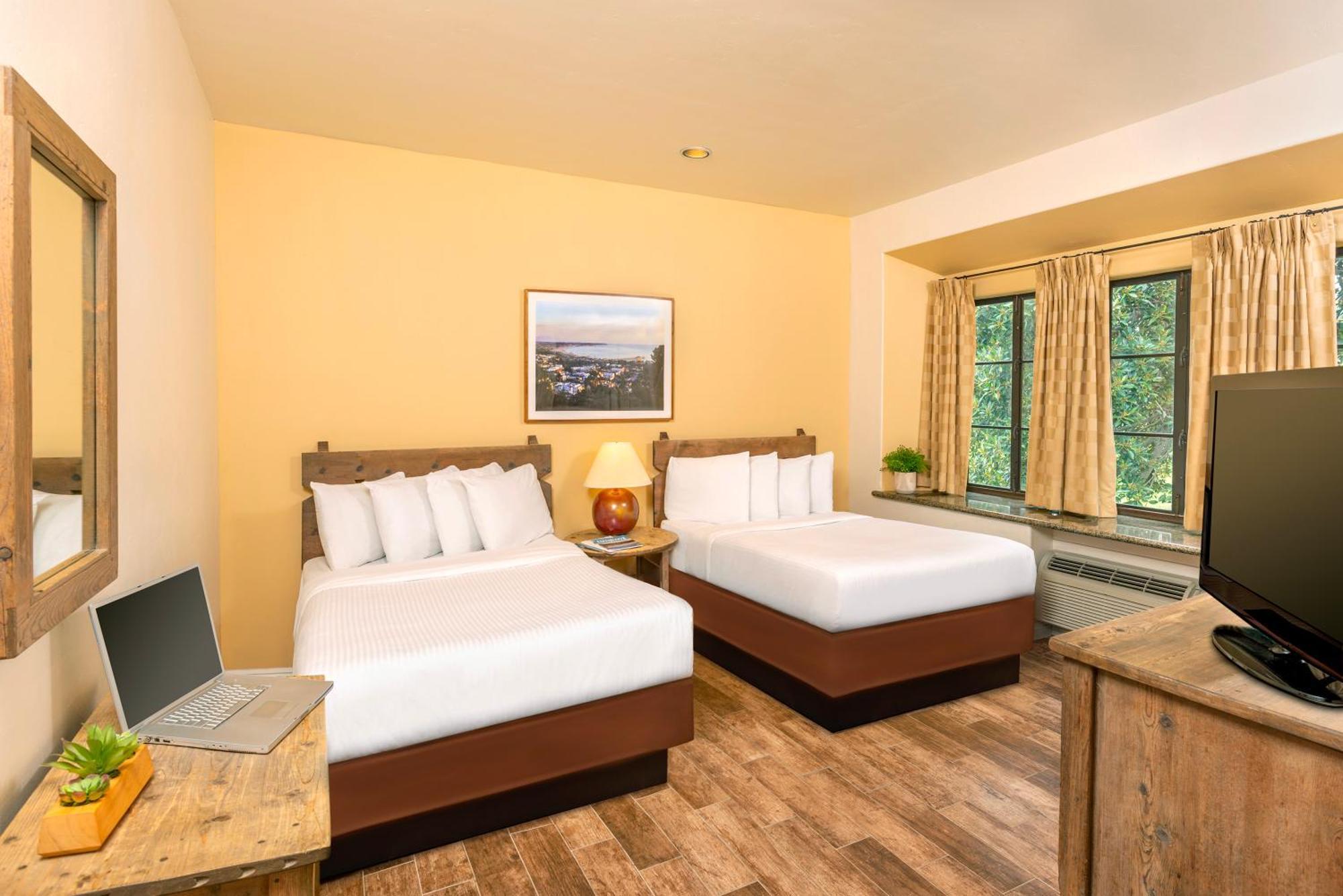 Clocktower 3* Ventura